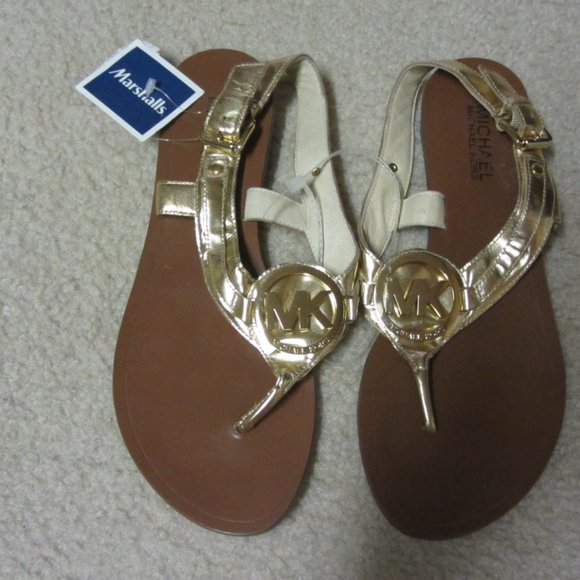 NEW! Michale Kors sandals - Picture 2 of 3